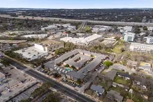 7920 Rockwood Ln, Austin, TX 78757 - Photo 26