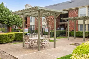 7920 Rockwood Ln, Austin, TX 78757 - Photo 18