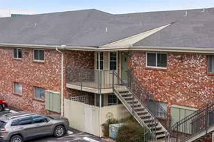 7920 Rockwood Ln, Austin, TX 78757 - Photo 2