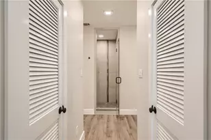 5 Champions Ln, Lakeway, TX 78734 - Photo 10