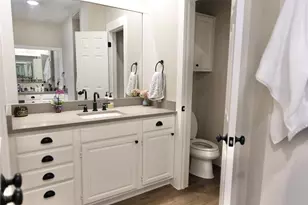 5 Champions Ln, Lakeway, TX 78734 - Photo 14