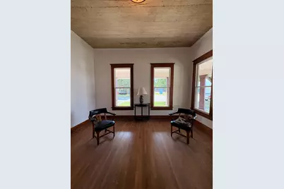 105 S Cedar Street, Luling, TX 78648 - Photo 8