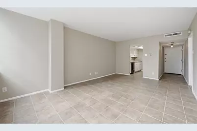 1800 Lavaca Street #515, Austin, TX 78701 - Photo 4