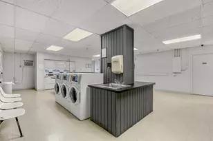 1800 Lavaca St, Austin, TX 78701 - Photo 14