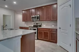 1104 Ridge Runner Dr, Georgetown, TX 78628 - Photo 4