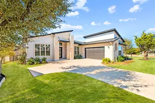 802 Serene Estates Dr, Austin, TX 78738 - Photo 2