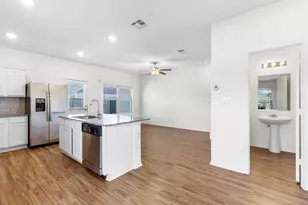 189 Andross Ln, Bastrop, TX 78602 - Photo 2