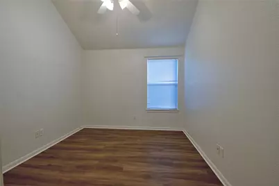 120 Greenside Lane, Georgetown, TX 78633 - Photo 18