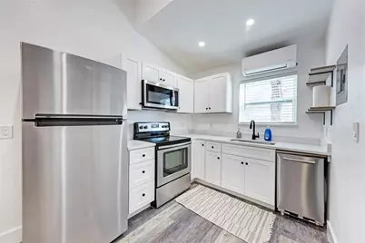 2302 Leon Street #5, Austin, TX 78705 - Photo 2