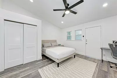 2302 Leon Street #5, Austin, TX 78705 - Photo 6