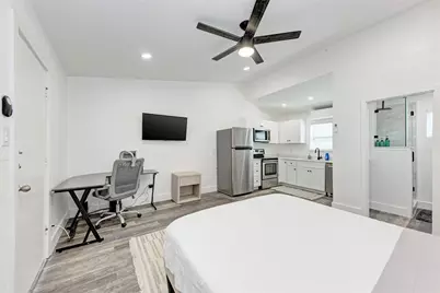 2302 Leon Street #5, Austin, TX 78705 - Photo 8