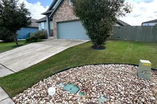16609 Sumptuous Dr, Manor, TX 78653 - Photo 2