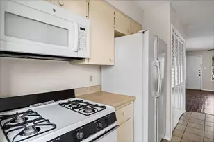 4806 Russet Hill Dr, Austin, TX 78723 - Photo 6