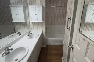 728 W San Antonio St, Lockhart, TX 78644 - Photo 10