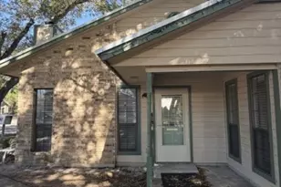 728 W San Antonio St, Lockhart, TX 78644 - Photo 14