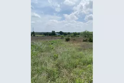 305 County Road Roads, Lampasas, TX 76550 - Photo 2