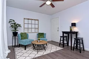 1840 Burton Dr, Austin, TX 78741 - Photo 2