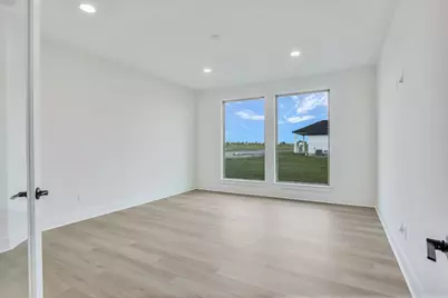 220 Scofield Avenue, Georgetown, TX 78628 - Photo 16