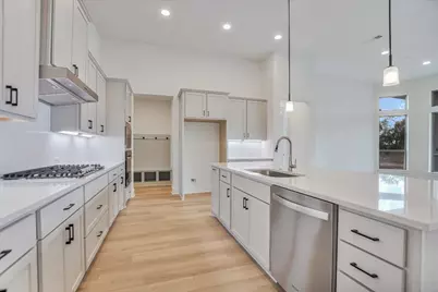 220 Scofield Avenue, Georgetown, TX 78628 - Photo 12