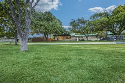 1704 Bluebonnet Lane, Kingsland, TX 78639 - Photo 10