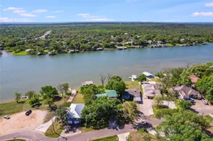 1704 Bluebonnet Ln, Kingsland, TX 78639 - Photo 34