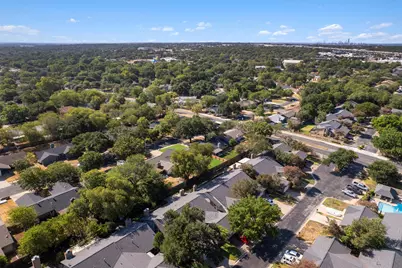 9404 Meadow Vale, Austin, TX 78758 - Photo 32