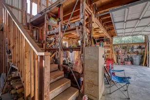 123 Bowie Trail, Luling, TX 78648 - Photo 38