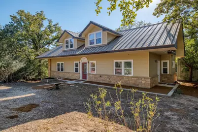 123 Bowie Trail, Luling, TX 78648 - Photo 1