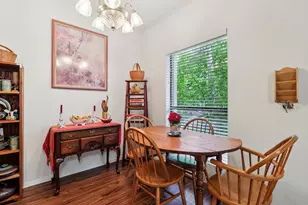 802 S 1st St, Austin, TX 78704 - Photo 4