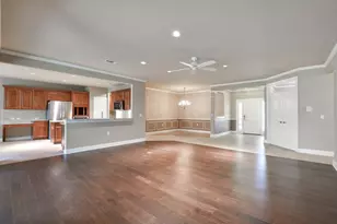 735 Breezeway Ln, Georgetown, TX 78633 - Photo 6