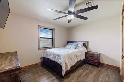 1001 Gravel Pit Road, Taylor, TX 76574 - Photo 14