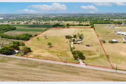 1001 Gravel Pit Road, Taylor, TX 76574 - Photo 2