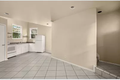 3302 Hemlock Avenue #B, Austin, TX 78722 - Photo 4