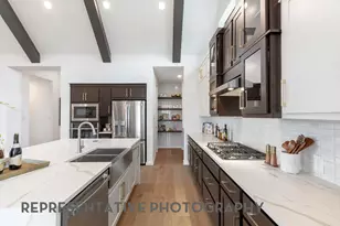 9116 Golden Lion Dr, Austin, TX 78744 - Photo 8