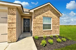 13028 Torrey Reynolds Dr, Elgin, TX 78621 - Photo 2