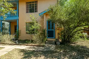 1402 Ashwood Rd, Austin, TX 78722 - Photo 2