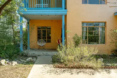 1402 Ashwood Road, Austin, TX 78722 - Photo 4