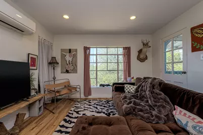 1402 Ashwood Road, Austin, TX 78722 - Photo 8