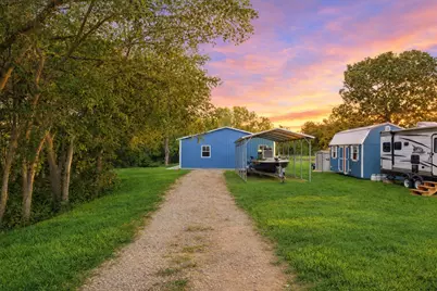 224 Old Coach Lane, Elgin, TX 78621 - Photo 2
