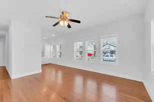 615 W 33rd St, Austin, TX 78705 - Photo 42