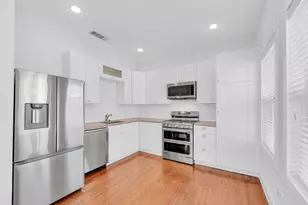 615 W 33rd St, Austin, TX 78705 - Photo 22