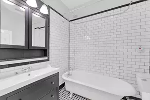 615 W 33rd St, Austin, TX 78705 - Photo 32