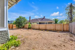 615 W 33rd St, Austin, TX 78705 - Photo 62