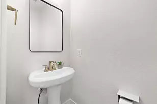 326 Smithsonian Ln, Kyle, TX 78640 - Photo 18