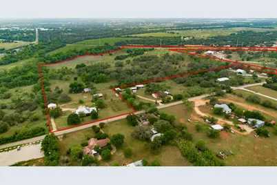 7866 County Road 404, Spicewood, TX 78669 - Photo 1
