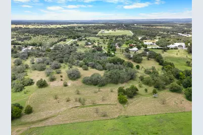 7866 County Road 404, Spicewood, TX 78669 - Photo 14