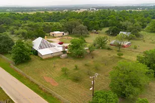 7866 Co Rd 404, Spicewood, TX 78669 - Photo 8