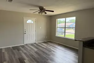 512 Lenora Dr, Taylor, TX 76574 - Photo 6