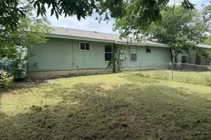 512 Lenora Dr, Taylor, TX 76574 - Photo 14