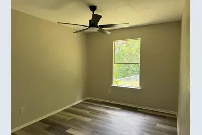 512 Lenora Drive, Taylor, TX 76574 - Photo 10
